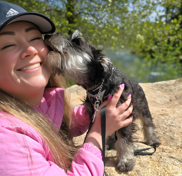 Olena and Gunny — he's giving her a kiss